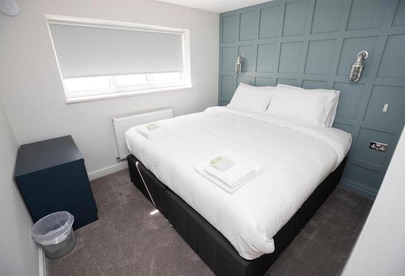 Апартаменты 3 Спальни, The Stamford