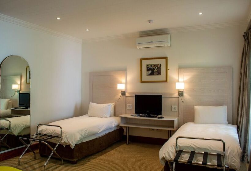 غرفة عائلية, Val Du Charron Wine & Leisure Estate