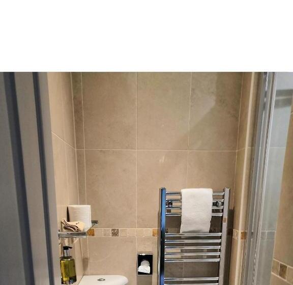 Basic Oda, The Westbourne