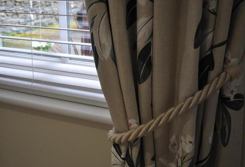 Kabin, The Westbourne