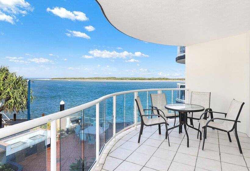 Апартаменты Deluxe 2 Спальни Вид на Море, Watermark Resort Caloundra
