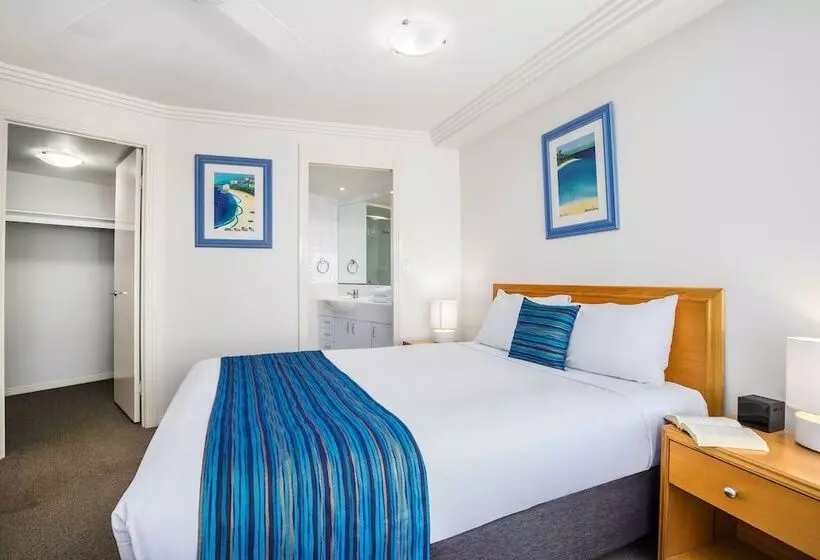 オーシャンビューの２ベッドルームデラックスアパート, Watermark Resort Caloundra