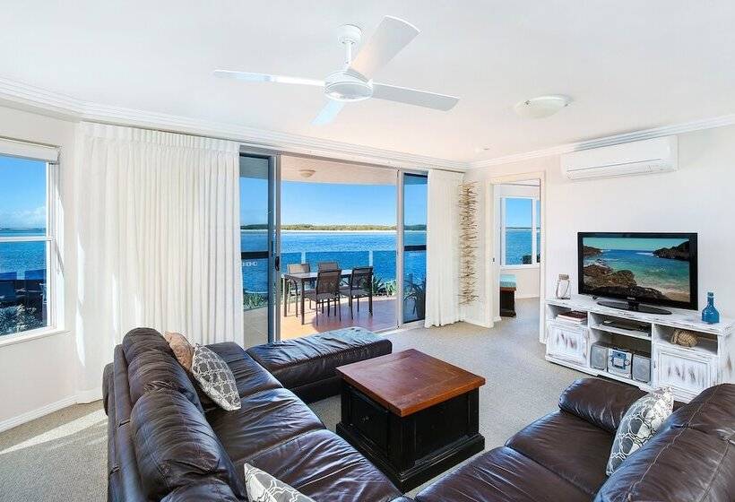 Апартаменты Deluxe 2 Спальни, Watermark Resort Caloundra