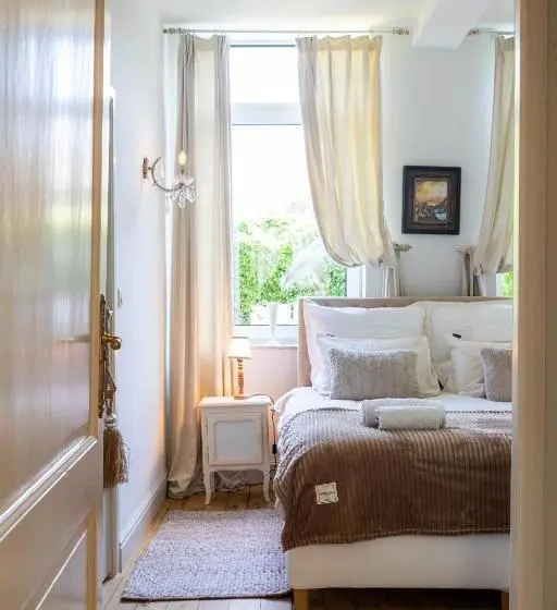 Deluxe-sviitti, Huis Van Loon