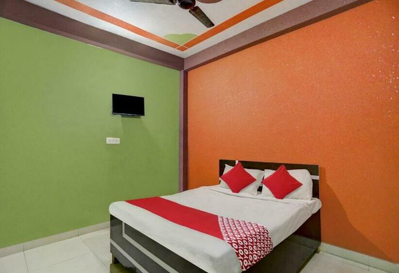 חדר קלאסי לשלושה, Flagship Blue Heart Guest House