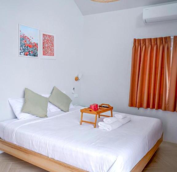 スイート（家族用）, Serene Khaokho