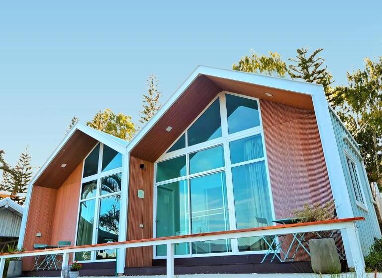 スイート（家族用）, Serene Khaokho