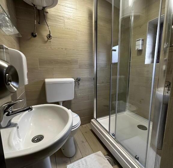 اتاق استاندارد, Club Satelit Zlatibor