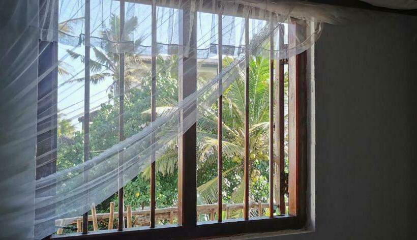 اتاق استاندارد با بالکن و چشمانداز دریا, Gunne Fisherman House