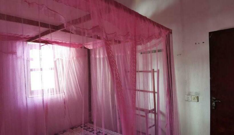 اتاق استاندارد, Gunne Fisherman House