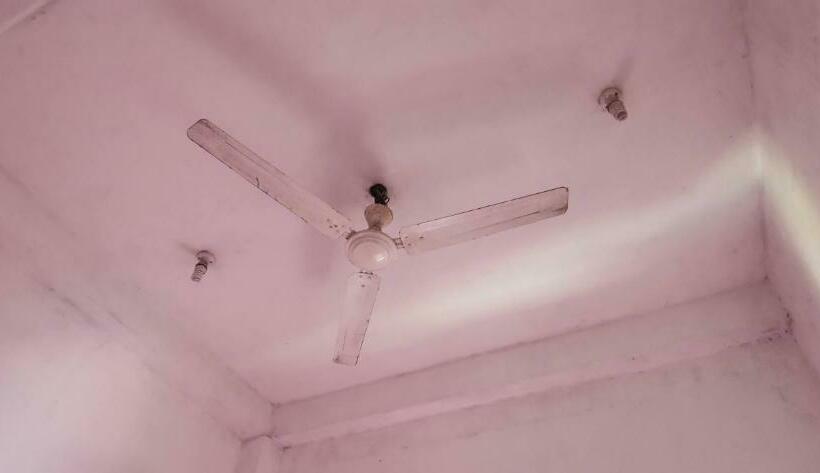 اتاق استاندارد, Gunne Fisherman House