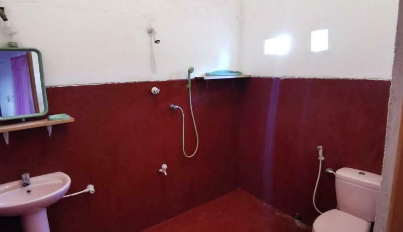 اتاق استاندارد, Gunne Fisherman House