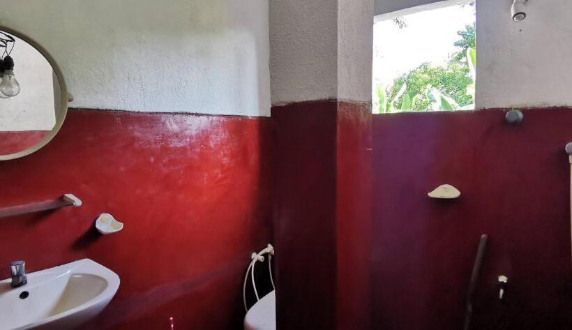 اتاق استاندارد با بالکن, Gunne Fisherman House