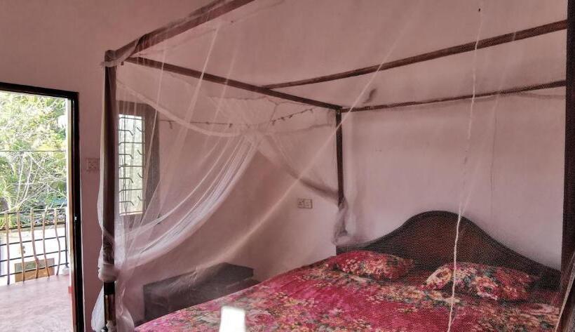 اتاق استاندارد با بالکن, Gunne Fisherman House