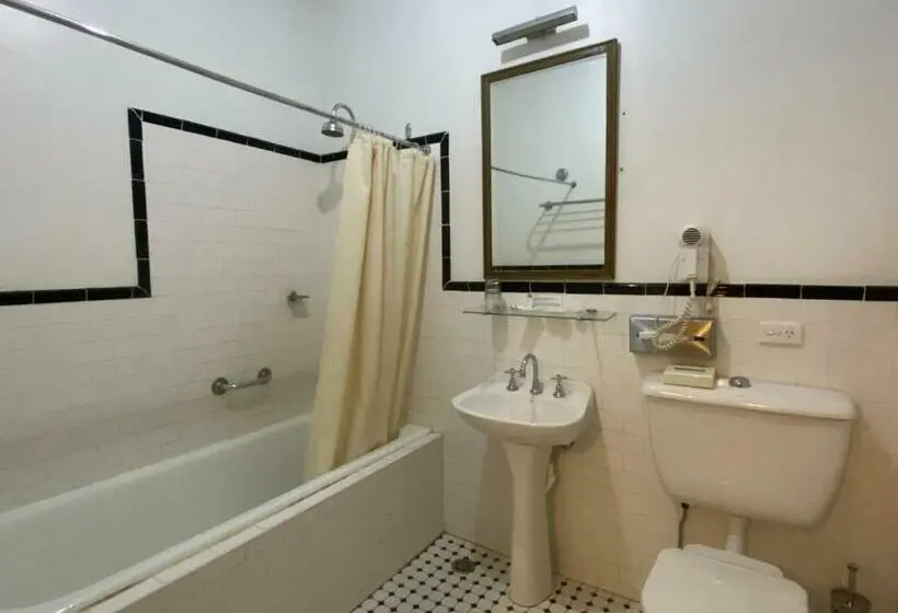 Deluxe-huone, Leura House