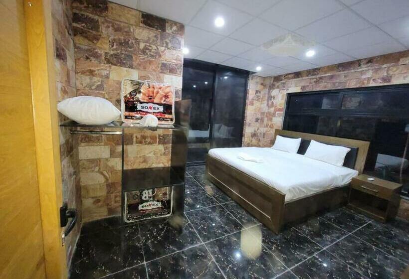 اتاق لوکس, Galaxy Hill Murree
