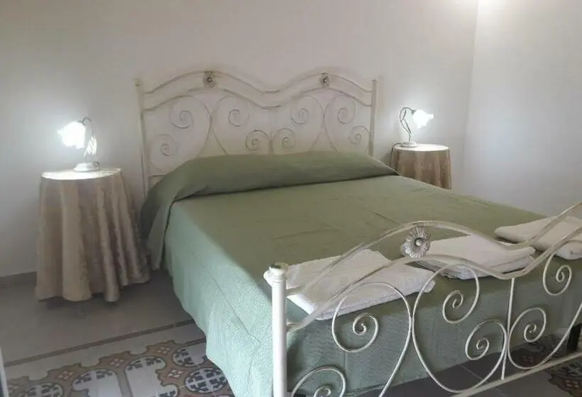 اتاق استاندارد با بالکن و چشم‌انداز دریا, The Twins Rooms In Trapani 2