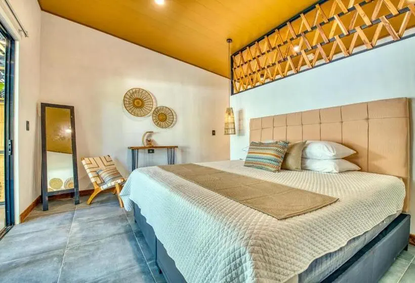 スイート, Exôtico Beach & Rooms