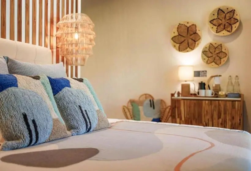 デラックススイート, Exôtico Beach & Rooms