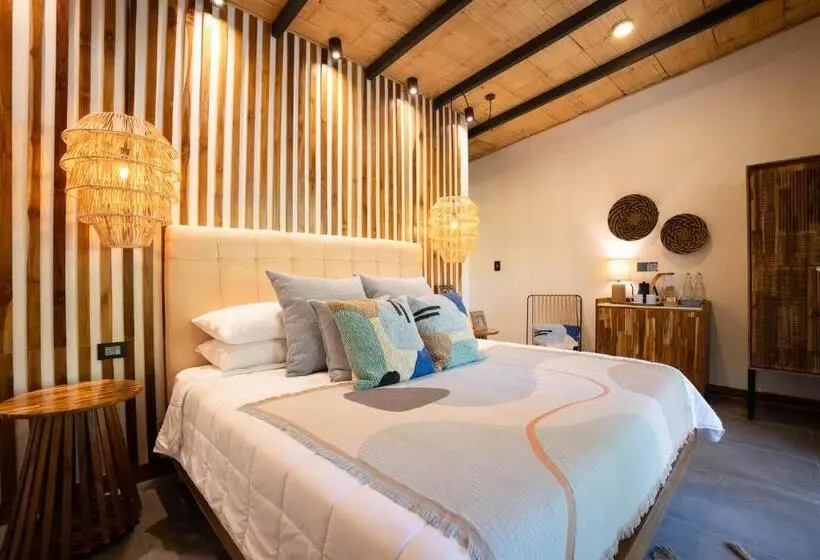 デラックススイート, Exôtico Beach & Rooms