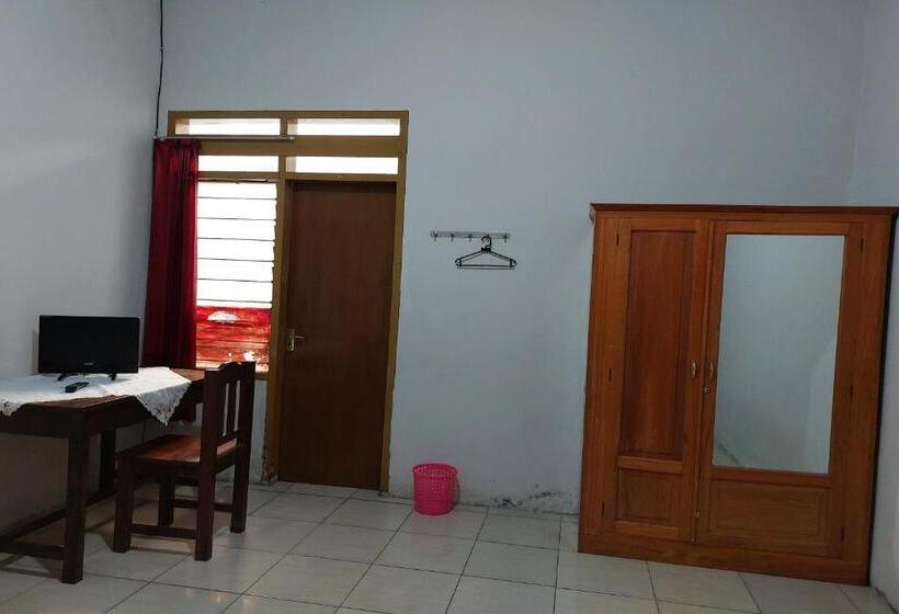 Номер Стандарт Индивидуальный, Oyo 92041 Borneo