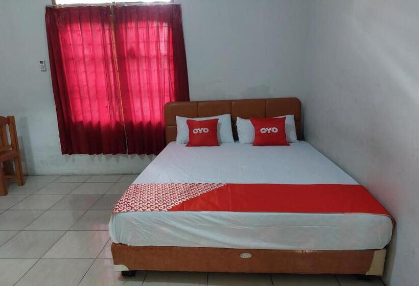 Номер Стандарт, Oyo 92041 Borneo