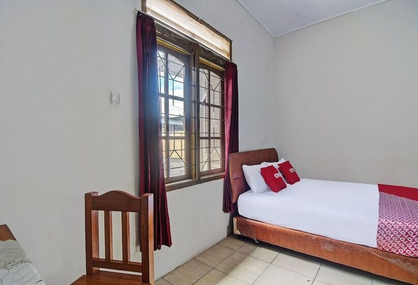 Номер Стандарт, Oyo 92041 Borneo