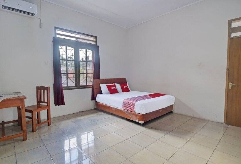 Номер Стандарт, Oyo 92041 Borneo