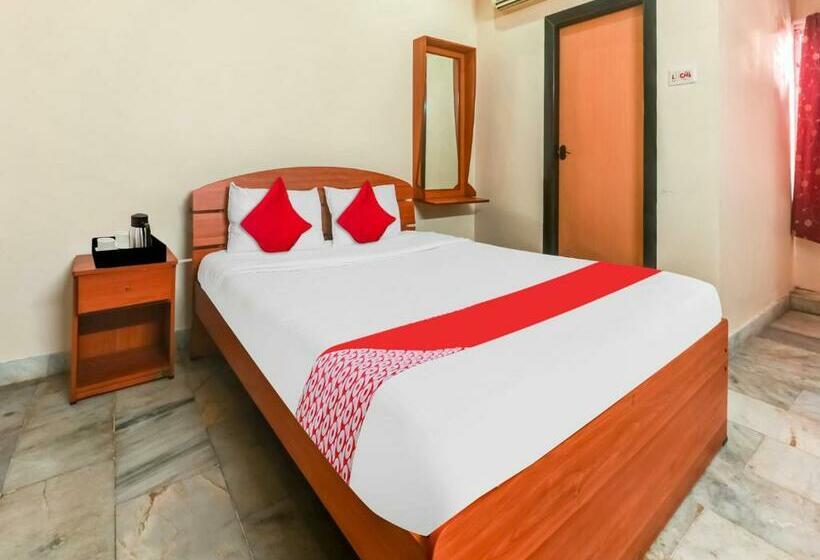 Номер Стандарт, Oyo Flagship 80564 The Central Guest House