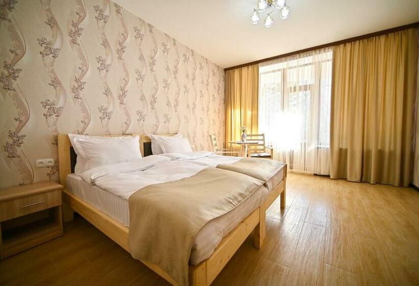 スタンダードルーム, Kompozitor Hotel Dilijan