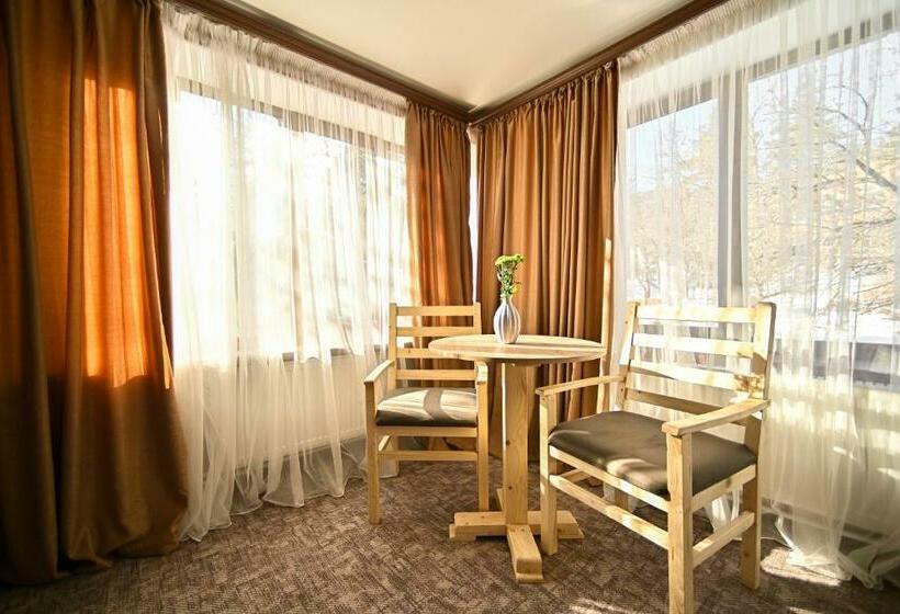 ファミリールーム, Kompozitor Hotel Dilijan