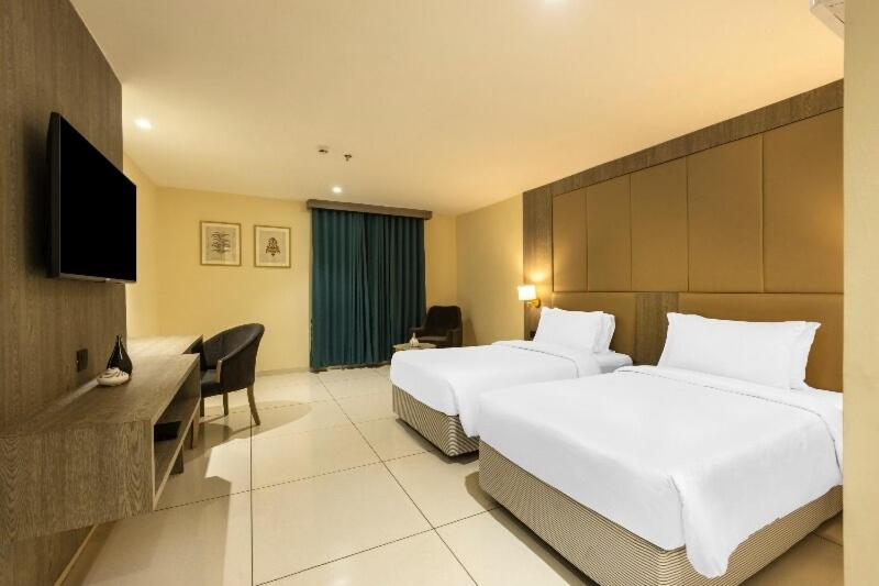 Трехместный Номер Superior, Sunday Hotel Vadodara