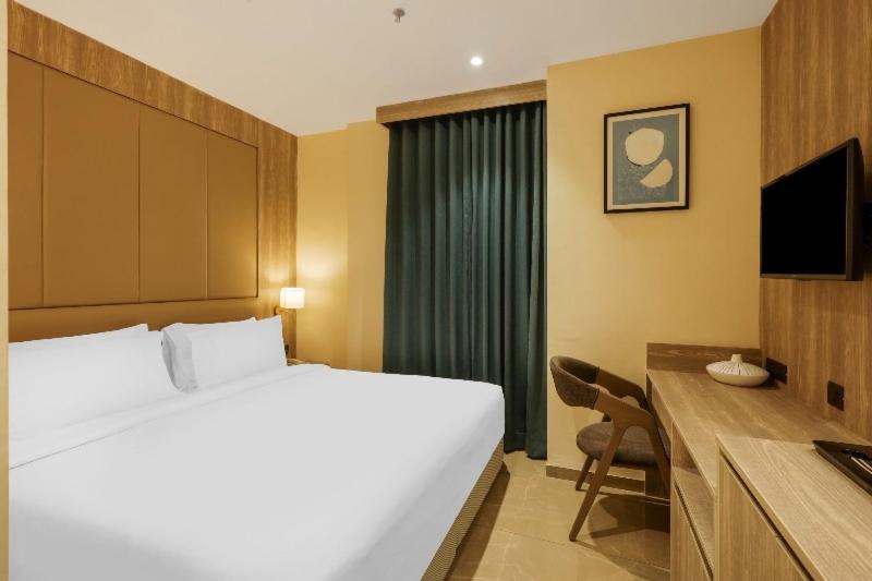 트리플 클래식 룸, Sunday Hotel Vadodara