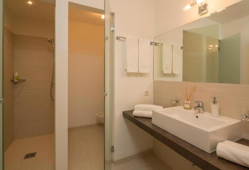 דירת חדר בקומת קרקע, Appartamenti Les Viles