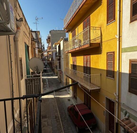 غرفة ديلوكس رباعية, Lb Home