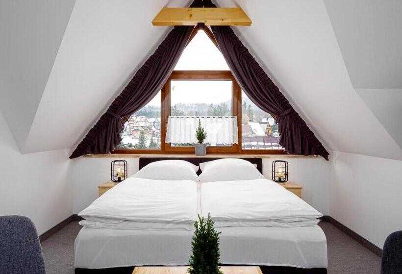 스탠다드 트리플 발코니 룸, Villa Taternik By Golden Apartments