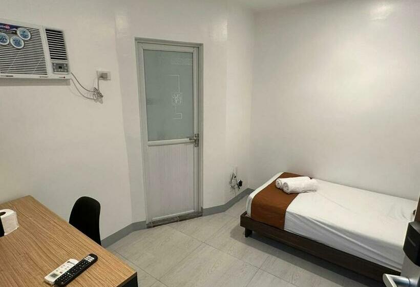 اتاق اکونومی یک تخته, Aden