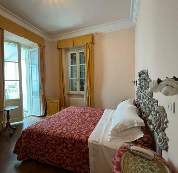 غرفة سوبيريور ثلاثية مطلّة علي البحر, Dimora Villa Ricci