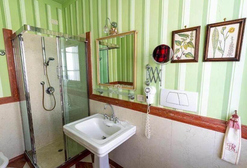 غرفة قياسية, Dimora Villa Ricci