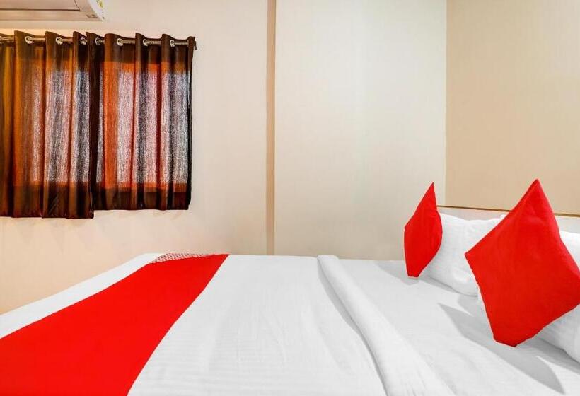 Трехместный Номер Классика, Flagship Sairam Residency