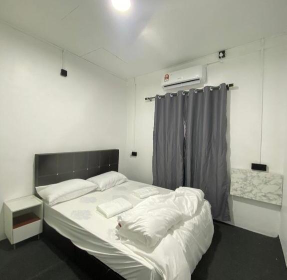 标准间带游泳池, Green Forest  Resort