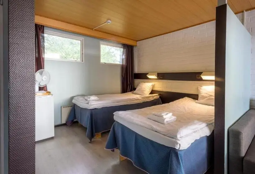 Standard-bungalow, Li Leikari