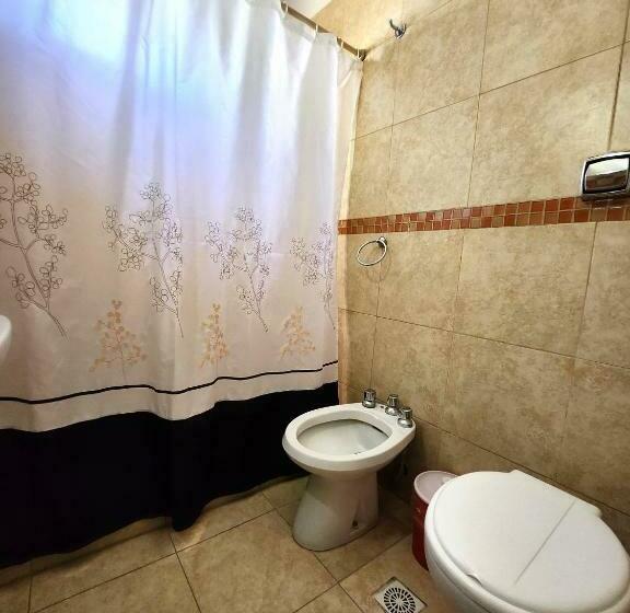 高级三人间, Los ángeles