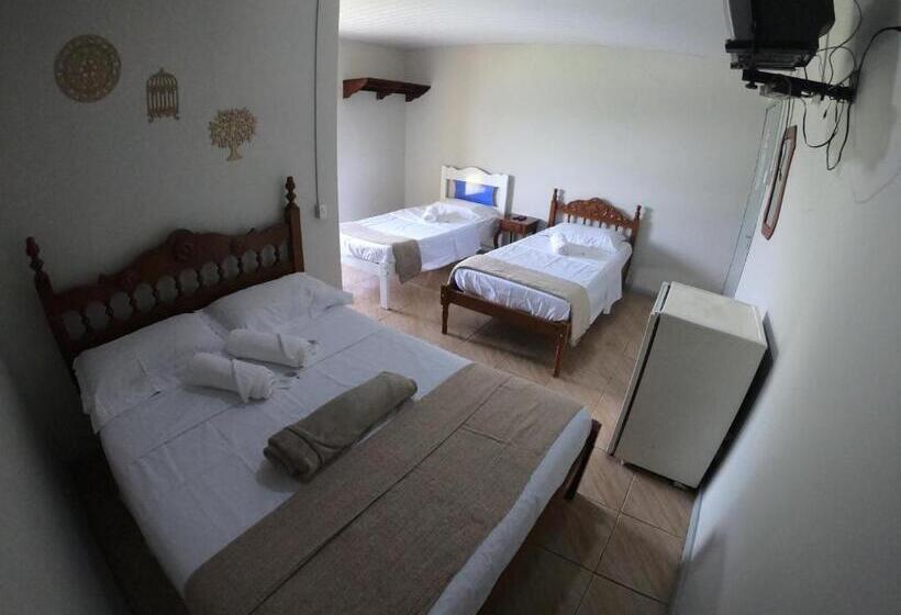 バルコニー付スタンダード4ベッドルーム, Pousada Solar Da Montanha