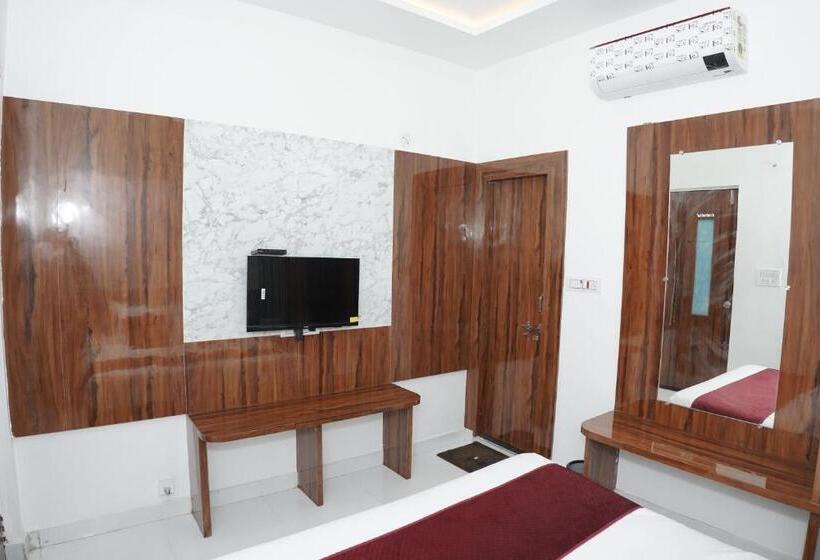 Pokój Deluxe, Shri Govindam