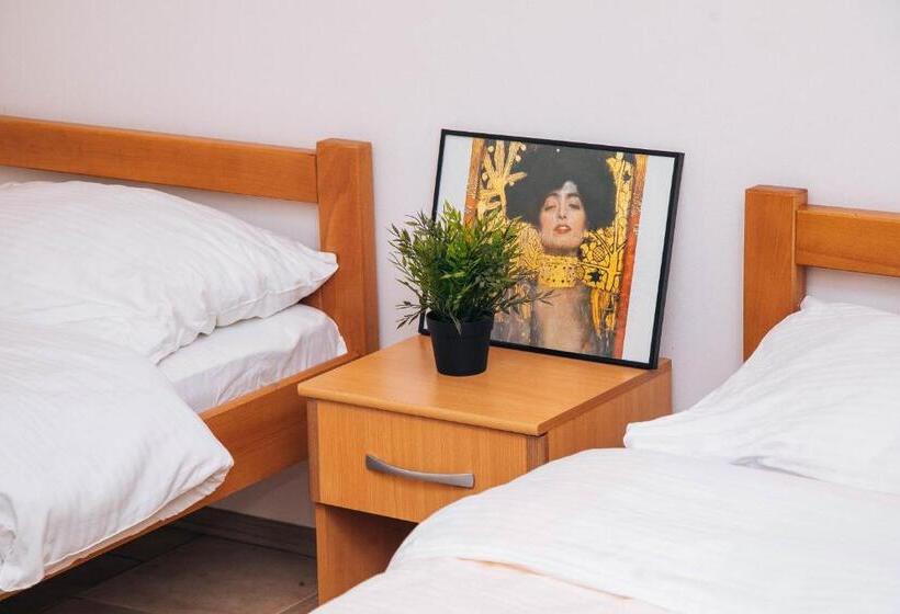 اتاق اکونومی, Domaćinska Kuća Banja Luka