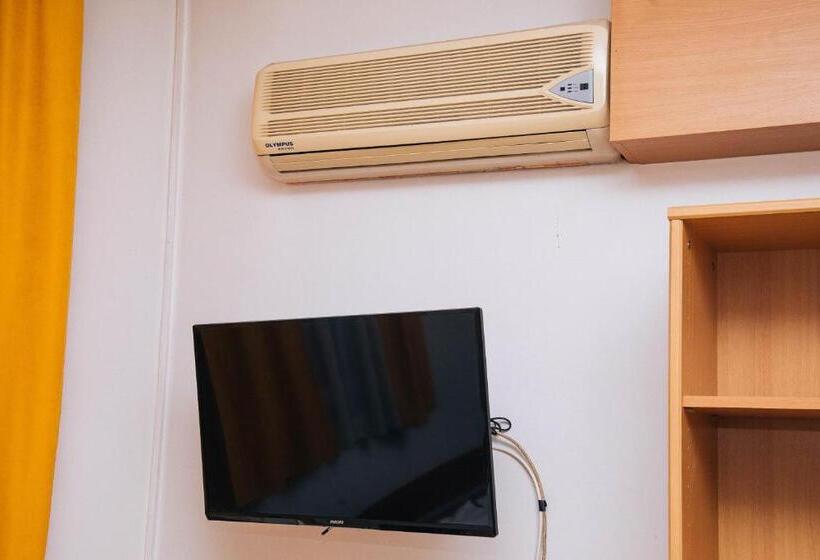 اتاق استاندارد سه نفره, Domaćinska Kuća Banja Luka