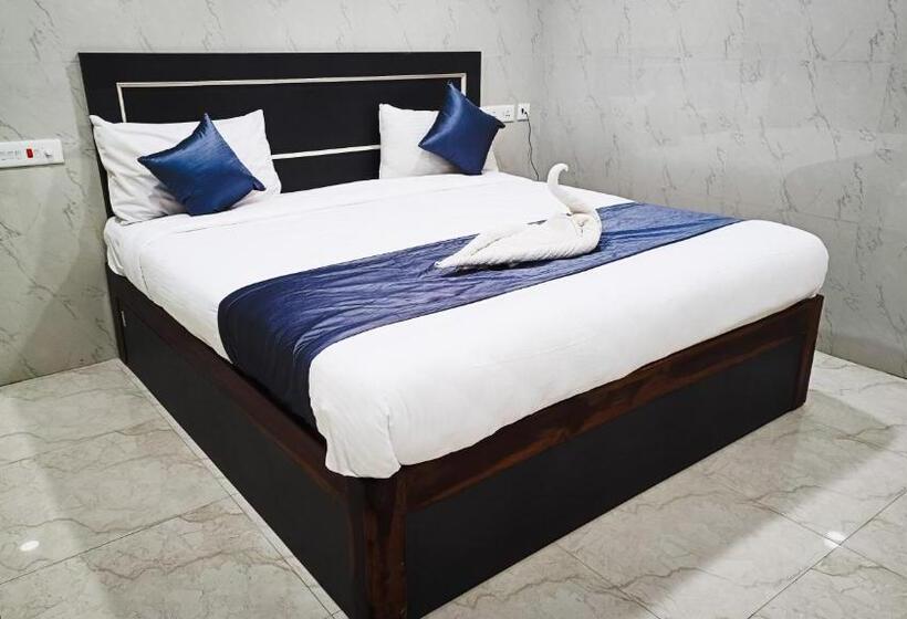 חדר דלוקס, Divine Rameshwaram