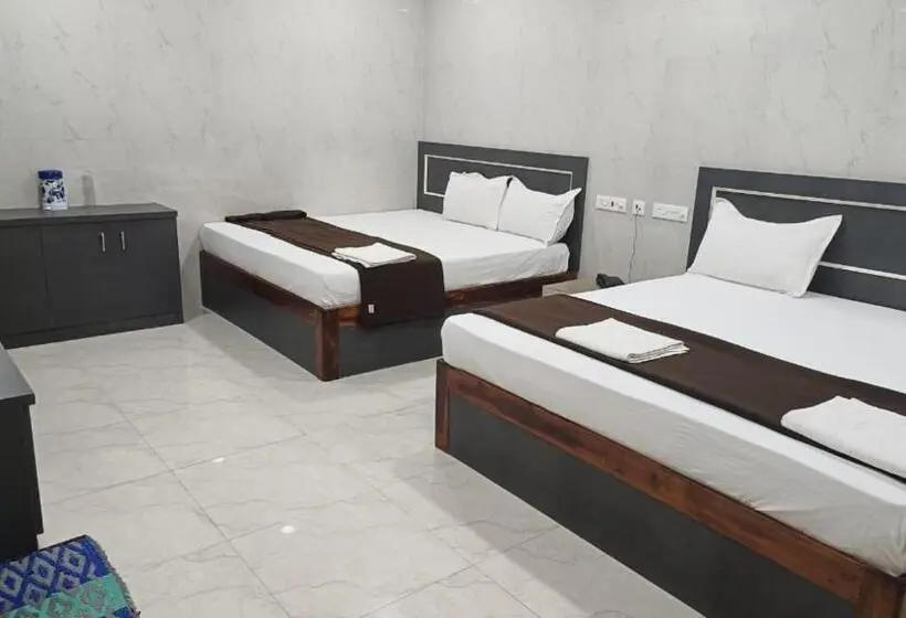 スタンダードルーム, Divine Rameshwaram