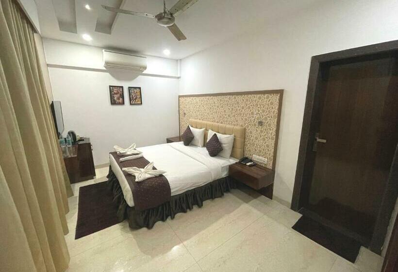 غرفة قياسية مزوَّدة بشُرفة, Goa Continental Baga